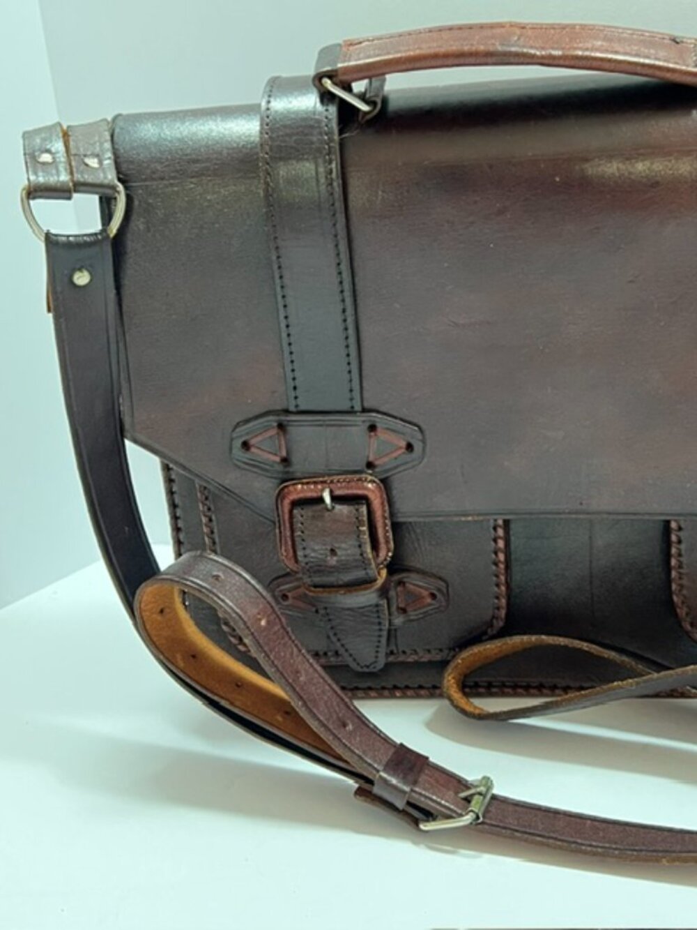 Hand-crafted Hand-tooled leather briefcase messenger workbag - Picture 3 of 12